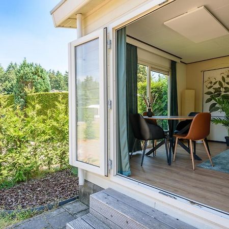 Gezellig Chalet Aan De Veluwse Bosrand พุทเทิน ภายนอก รูปภาพ